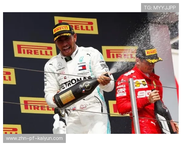 F1美国大奖赛：梅赛德斯车队发力，汉密尔顿重夺冠军