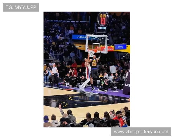 东契奇传球视野完全打开